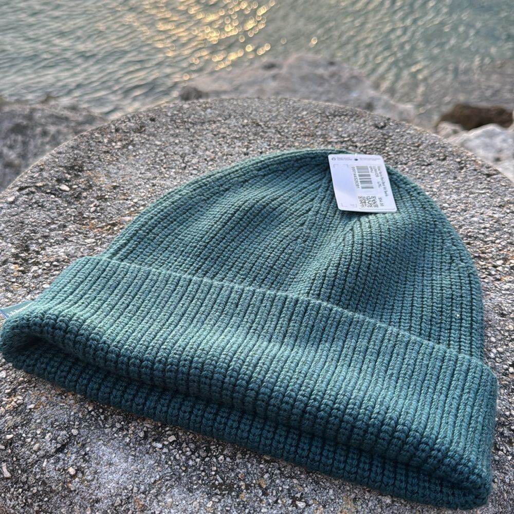 Lululemon Ribbed Merino Wool Blend Knit Beanie Green Jasper L/XL NWT ❄️✨